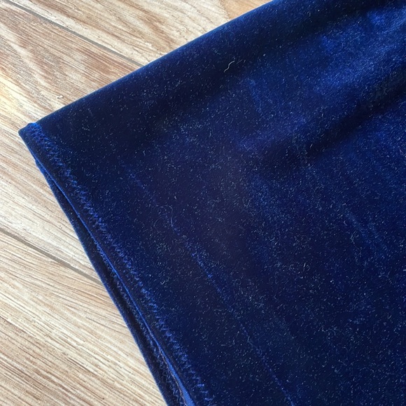 Velvet mini dress - Picture 9 of 9